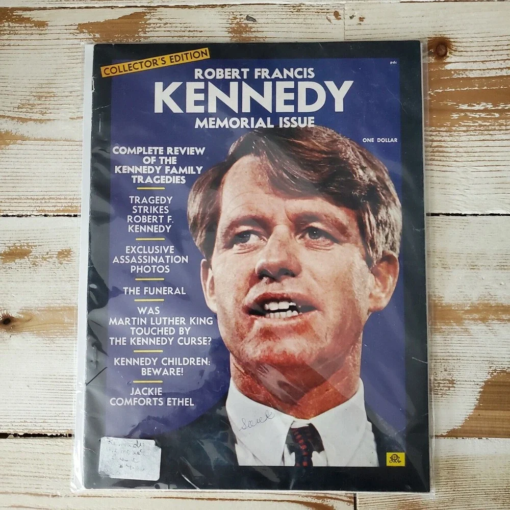 Robert Francis Kennedy : MEMORIAL ISSUE - RFK - 1968 Collector's Edition